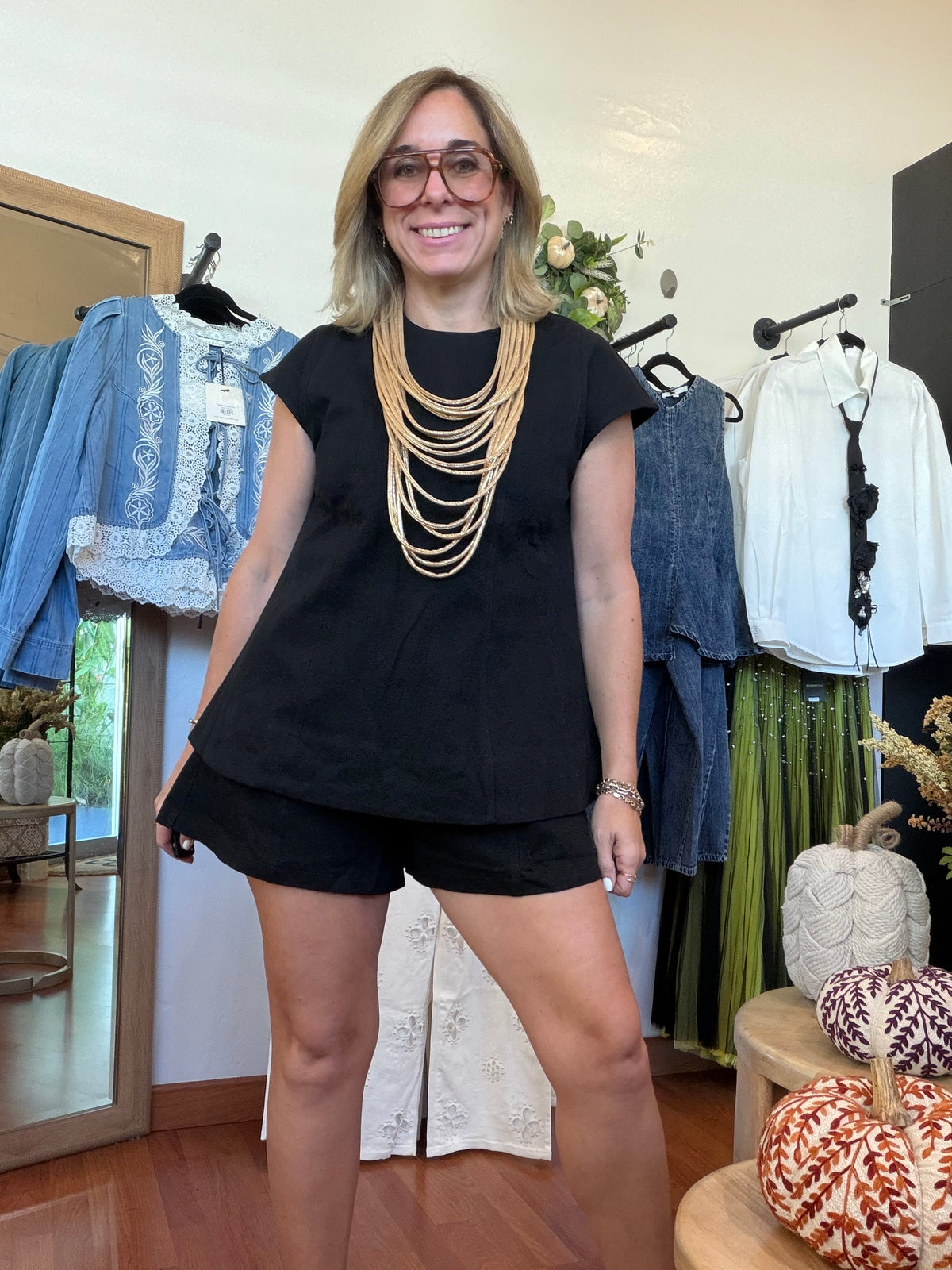 Circle top and Wide shorts Set