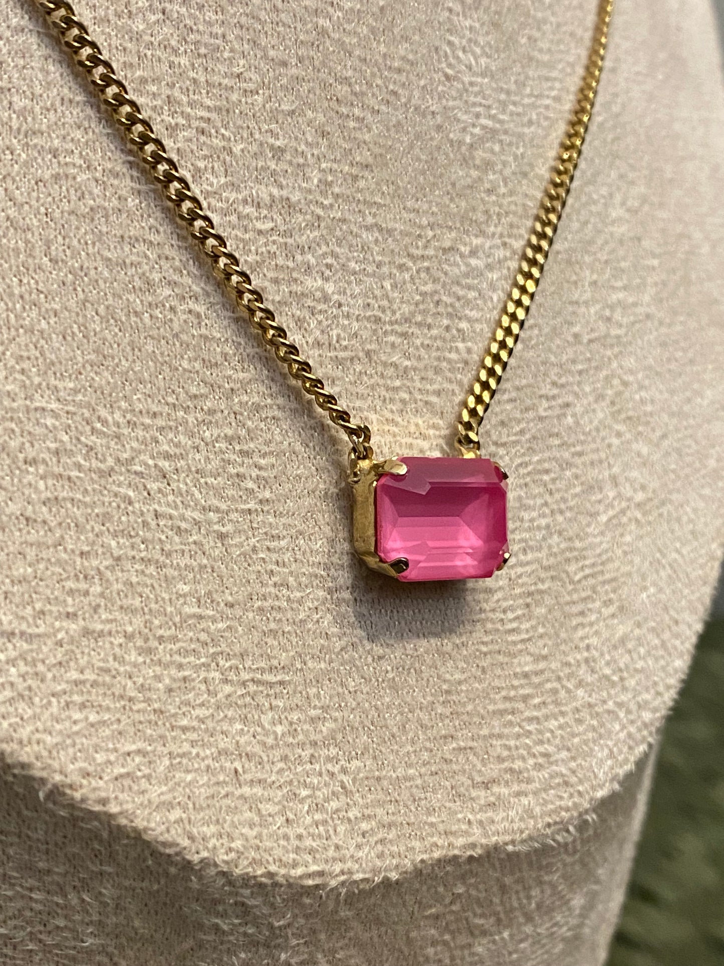 TOVA Rubin Necklace in Pink