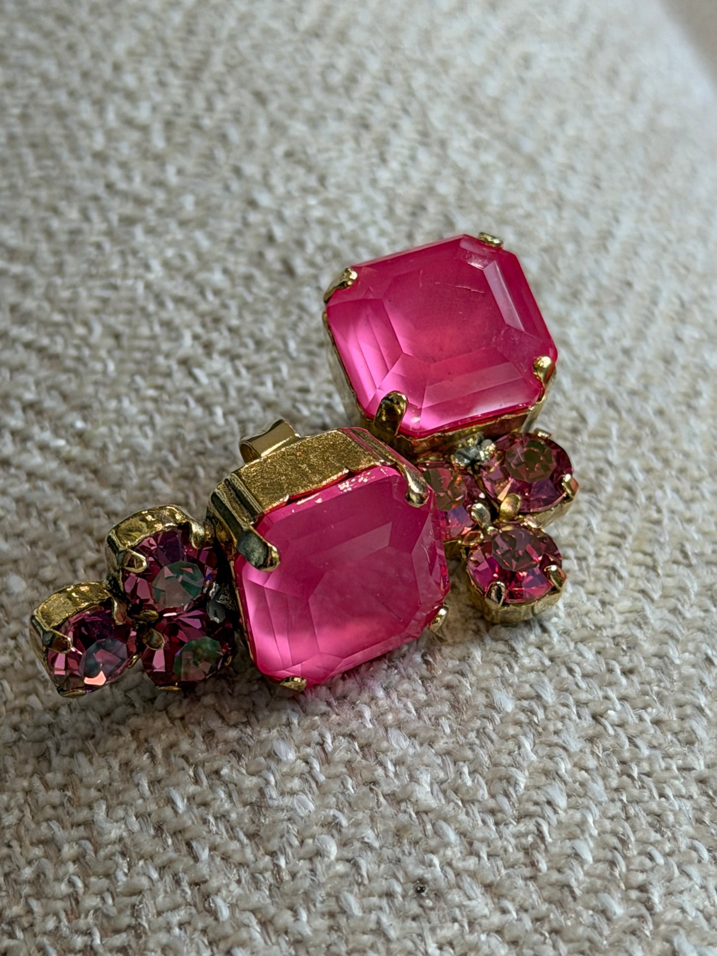 TOVA Lianne Earrings in Ultra Fuchsia