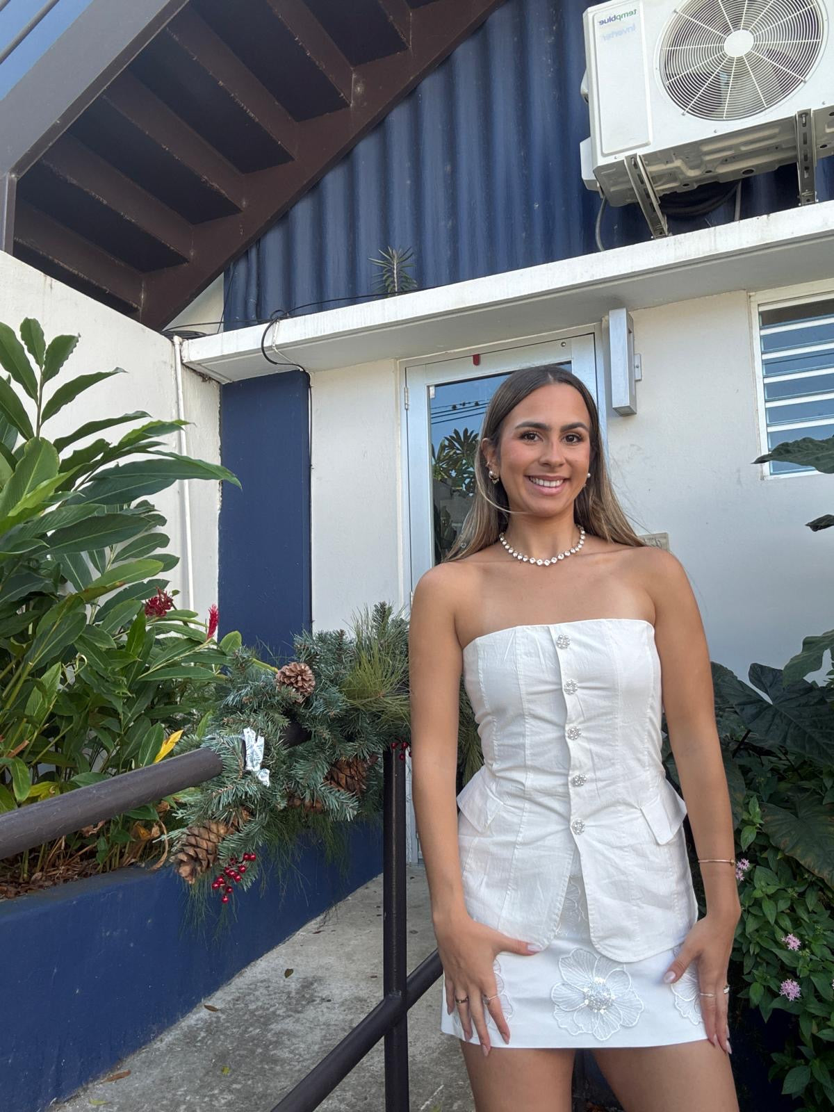 Off White Strapless Top