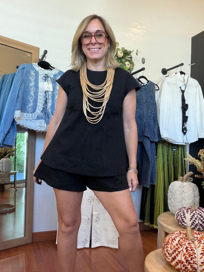 Circle top and Wide shorts Set