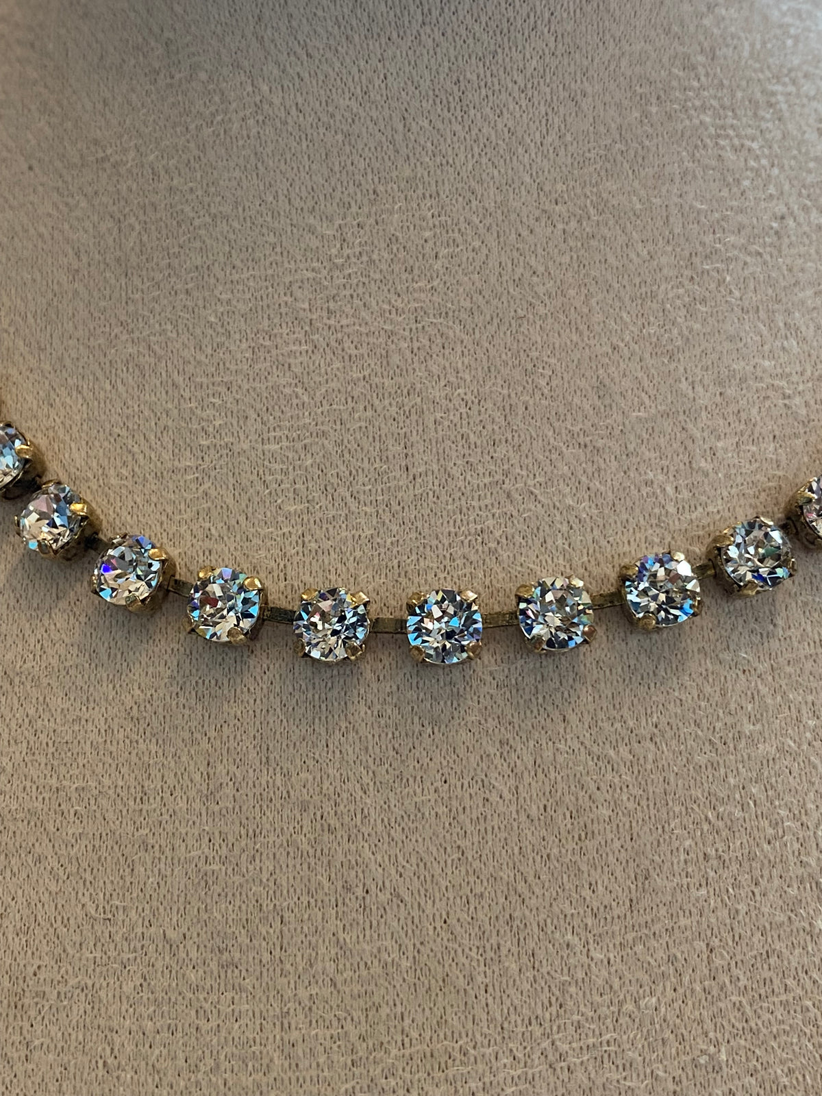 TOVA Sarina Necklace in Solids Clear