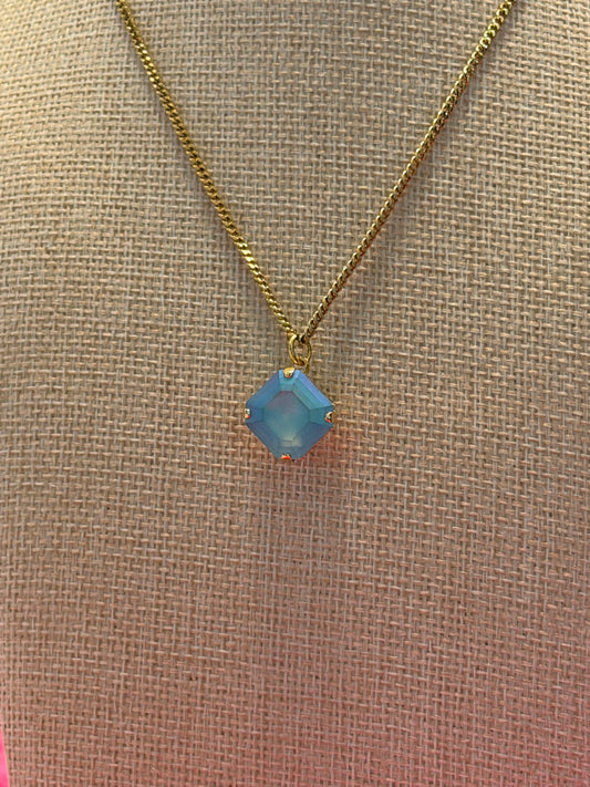 Nikki Necklace in Aqua Frost