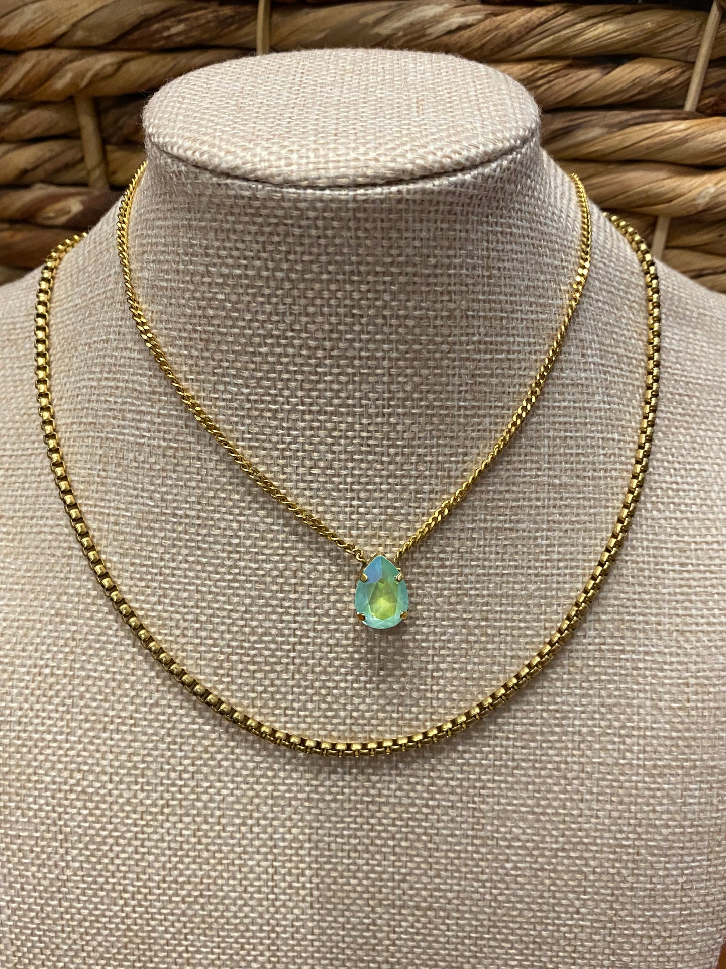 TOVA Lumi Necklace Mint