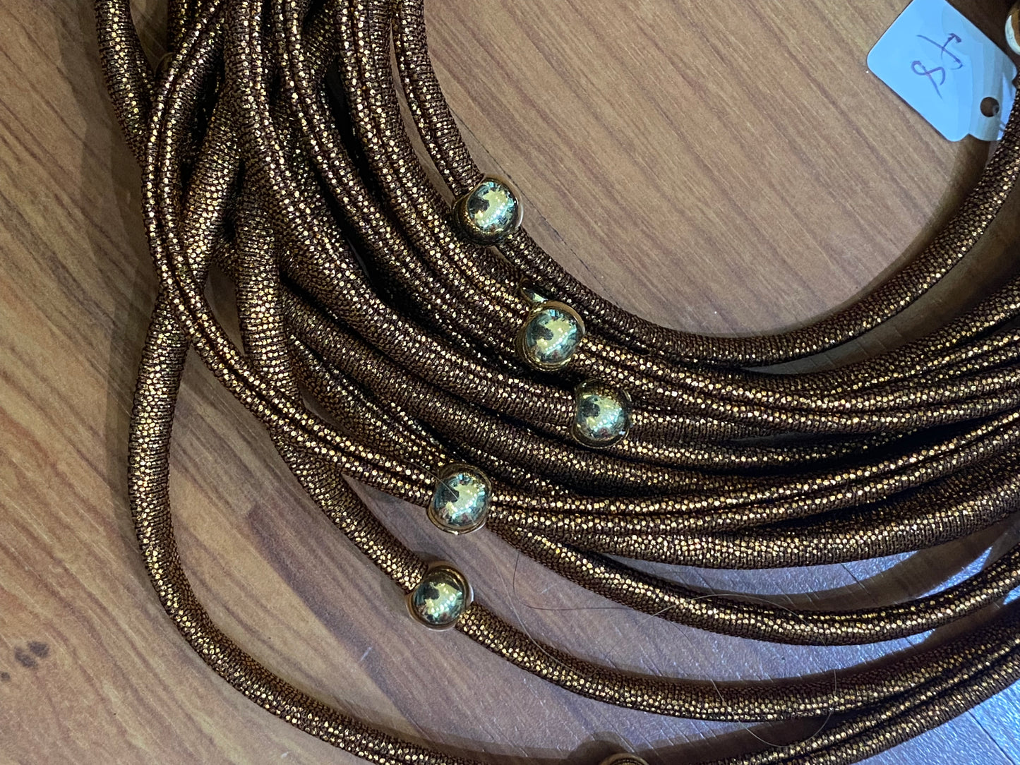 Flecos: Metálicos con beads