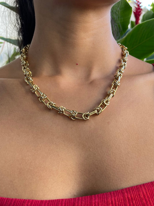 Tova Knot Necklace