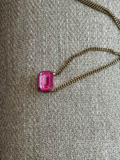TOVA Rubin Necklace in Ultra Fuchsia Moon