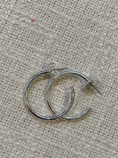 TOVA Chloe Hoops Silver