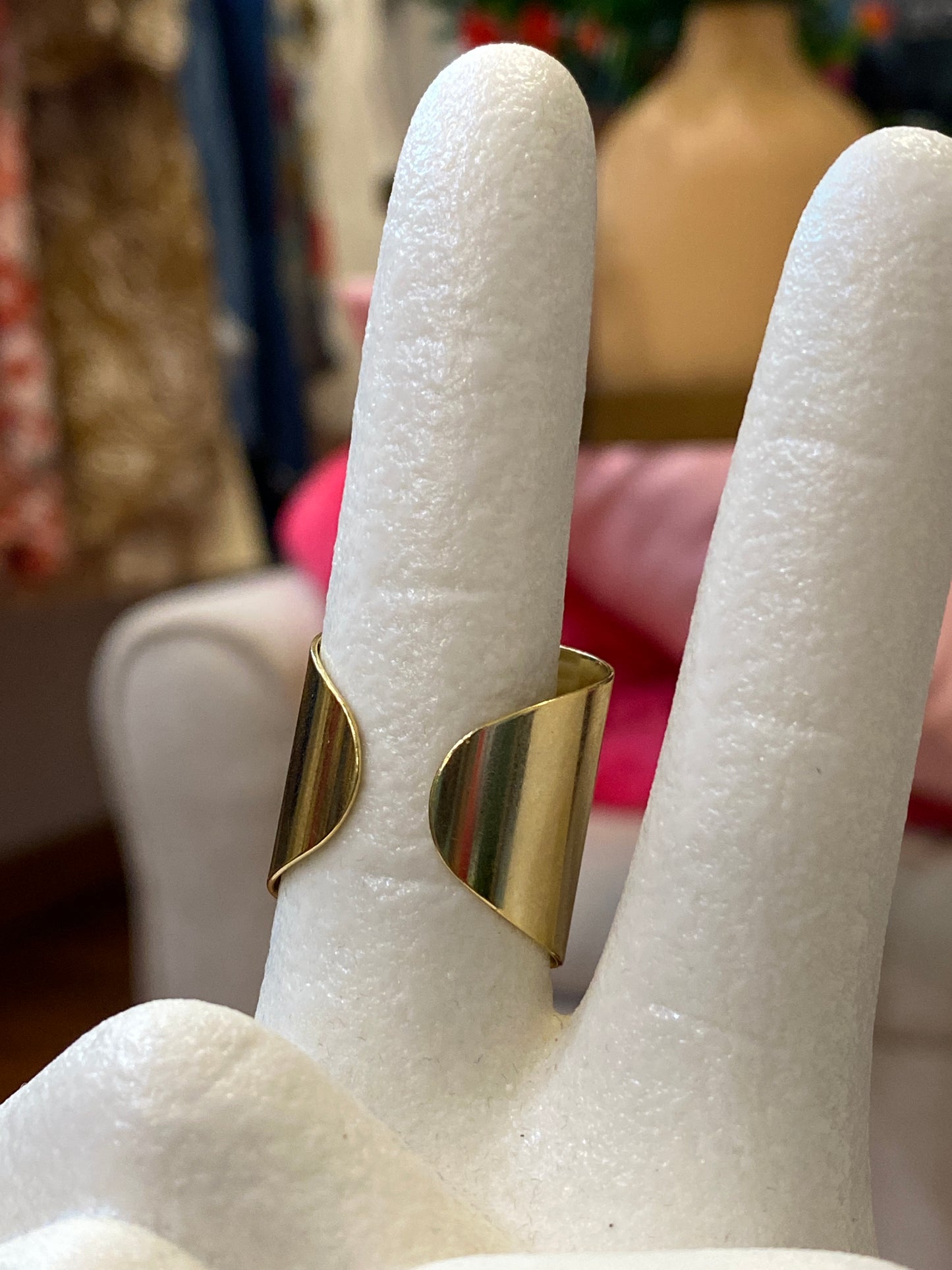 TOVA Nikki Ring Ultra Unicorn