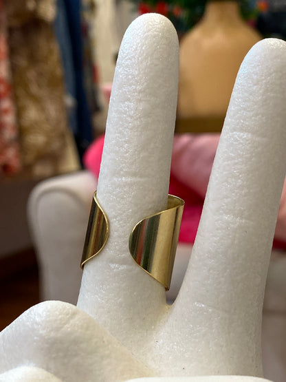 TOVA Nikki Ring Ultra Unicorn