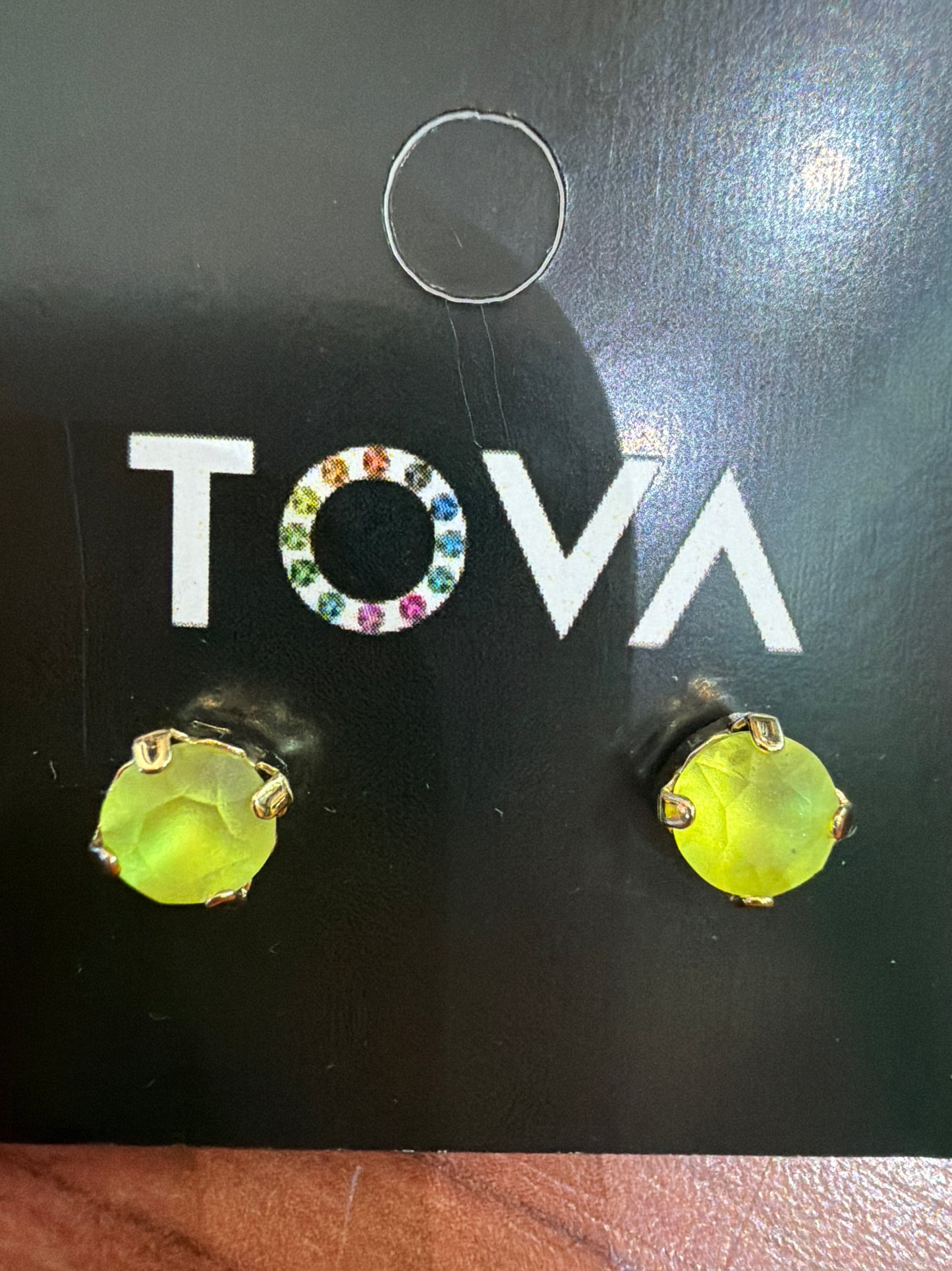 Tova Sarina studs citrus lime matt