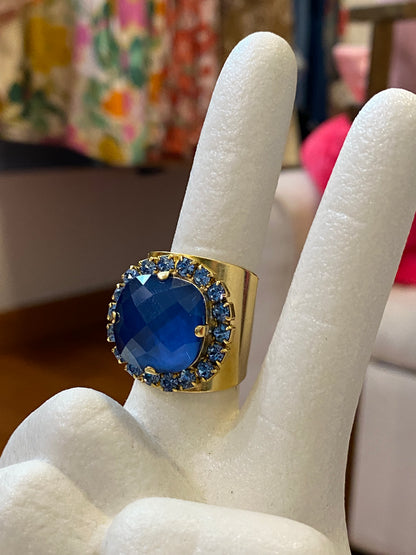 TOVA Queen B Ring