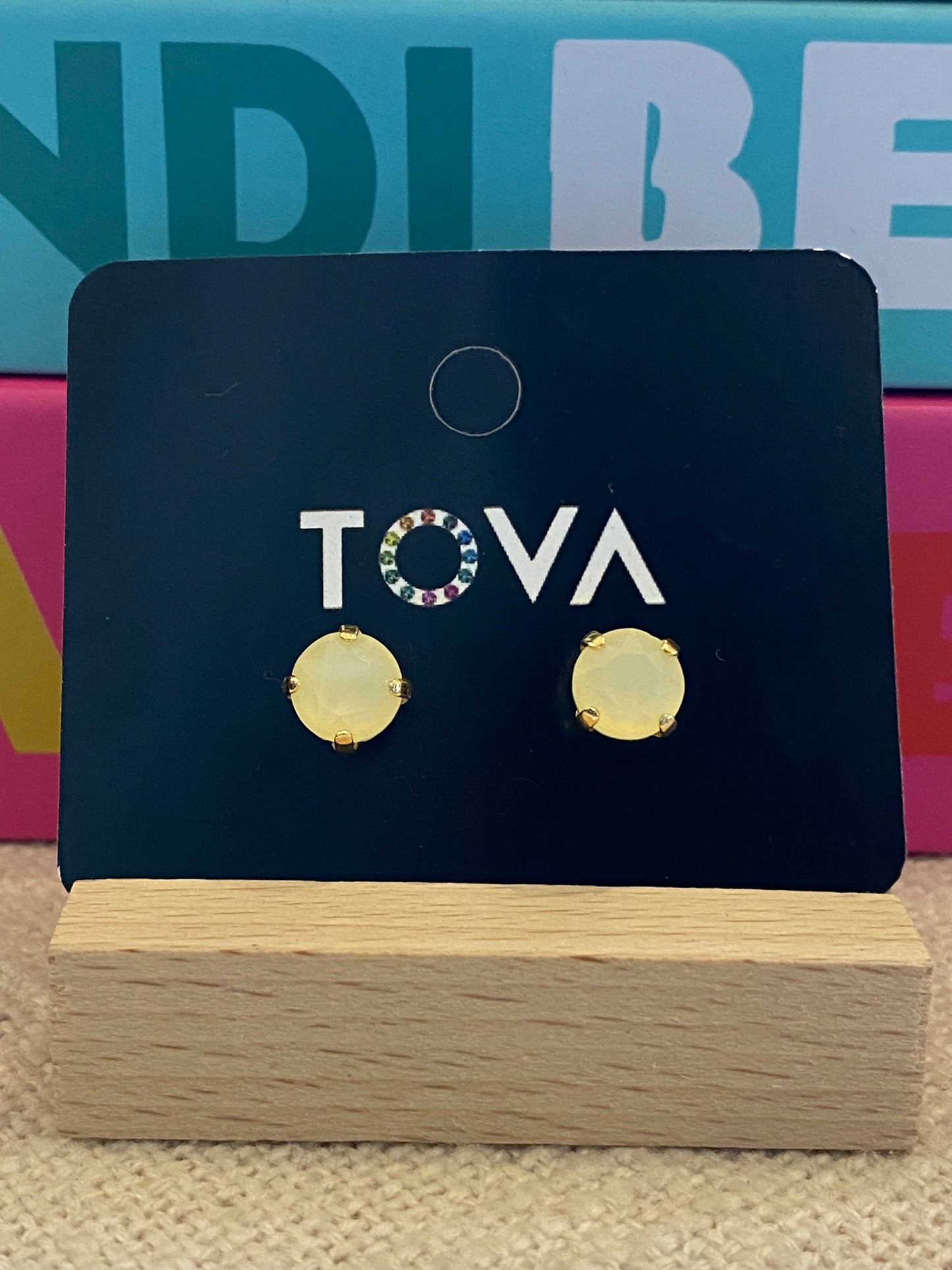 TOVA Oakland Studs Custom in Ultra Canary White Opal