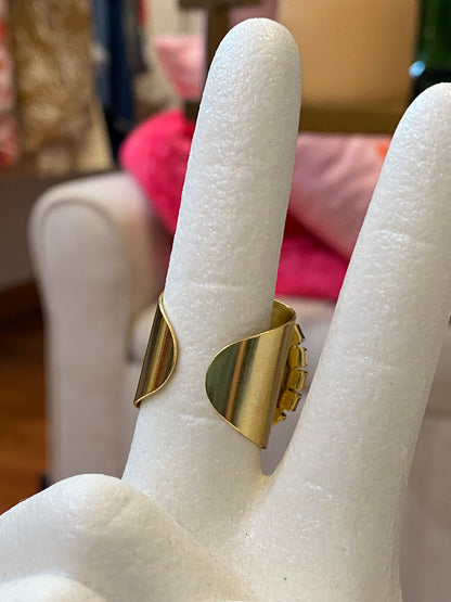 TOVA Queen B Ring