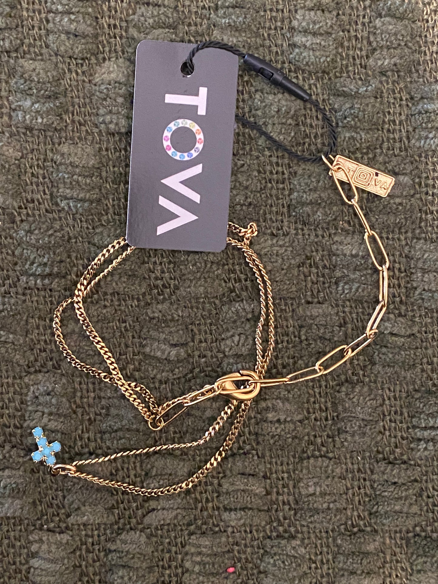 TOVA Single Mini Cross Necklace in Turquoise