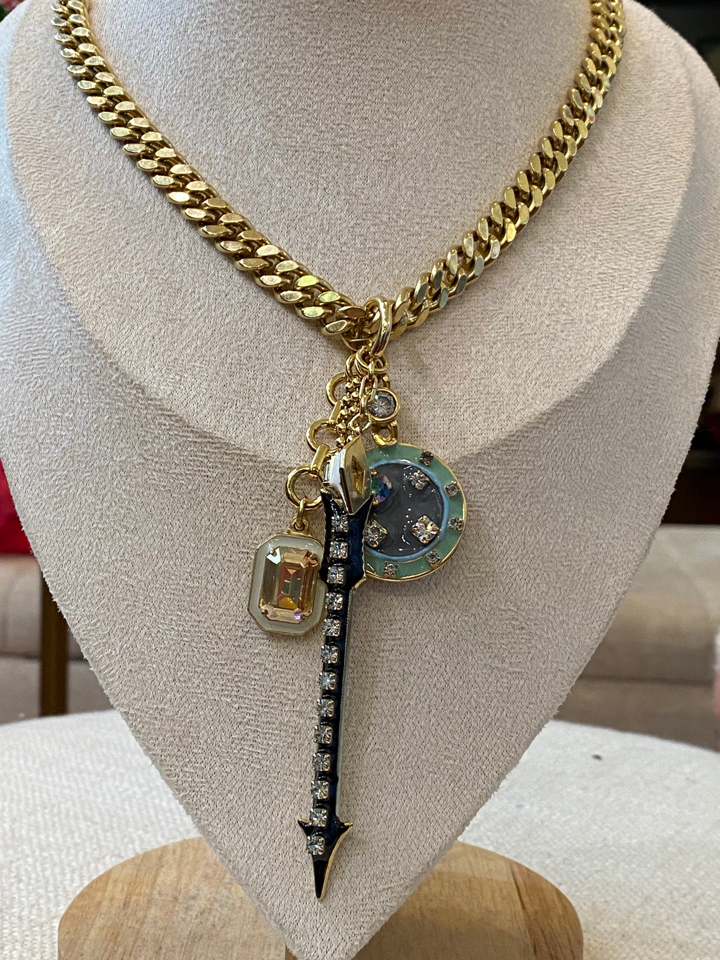 TOVA Widowmaker Necklace