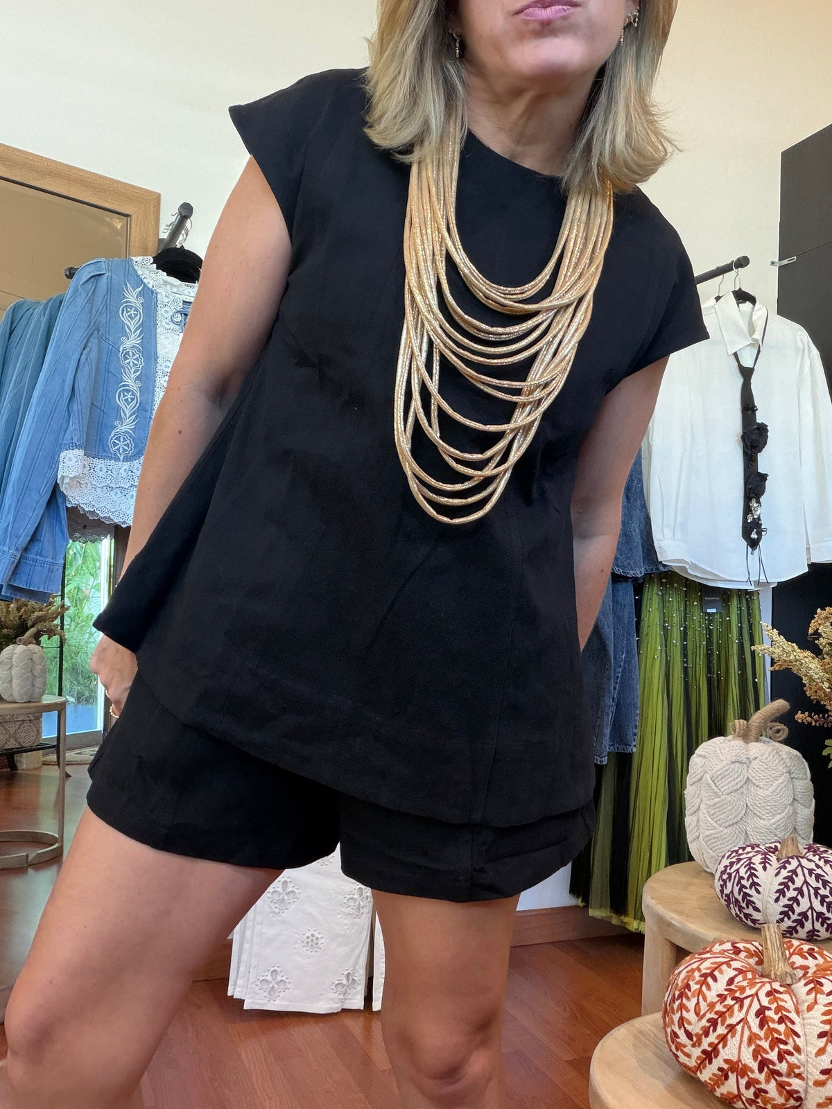 Circle top and Wide shorts Set