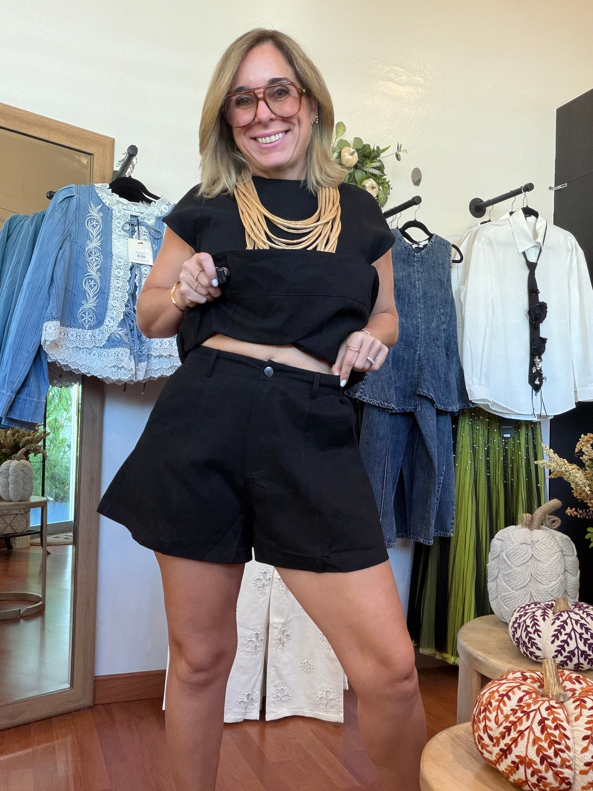 Circle top and Wide shorts Set