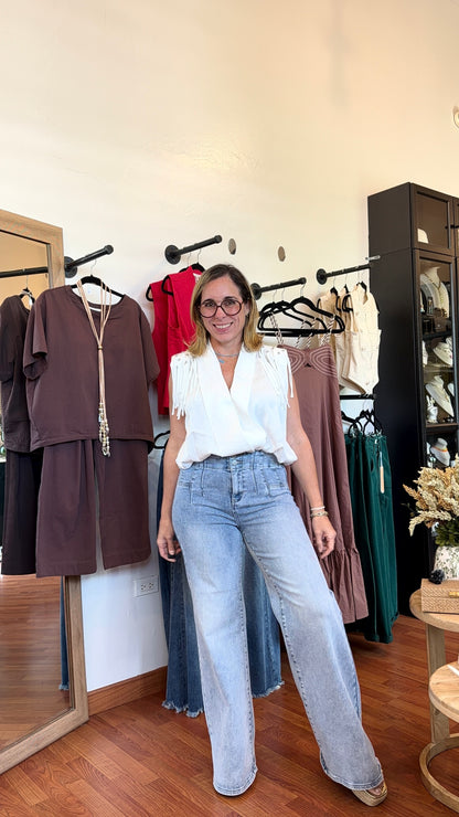 Hilda top