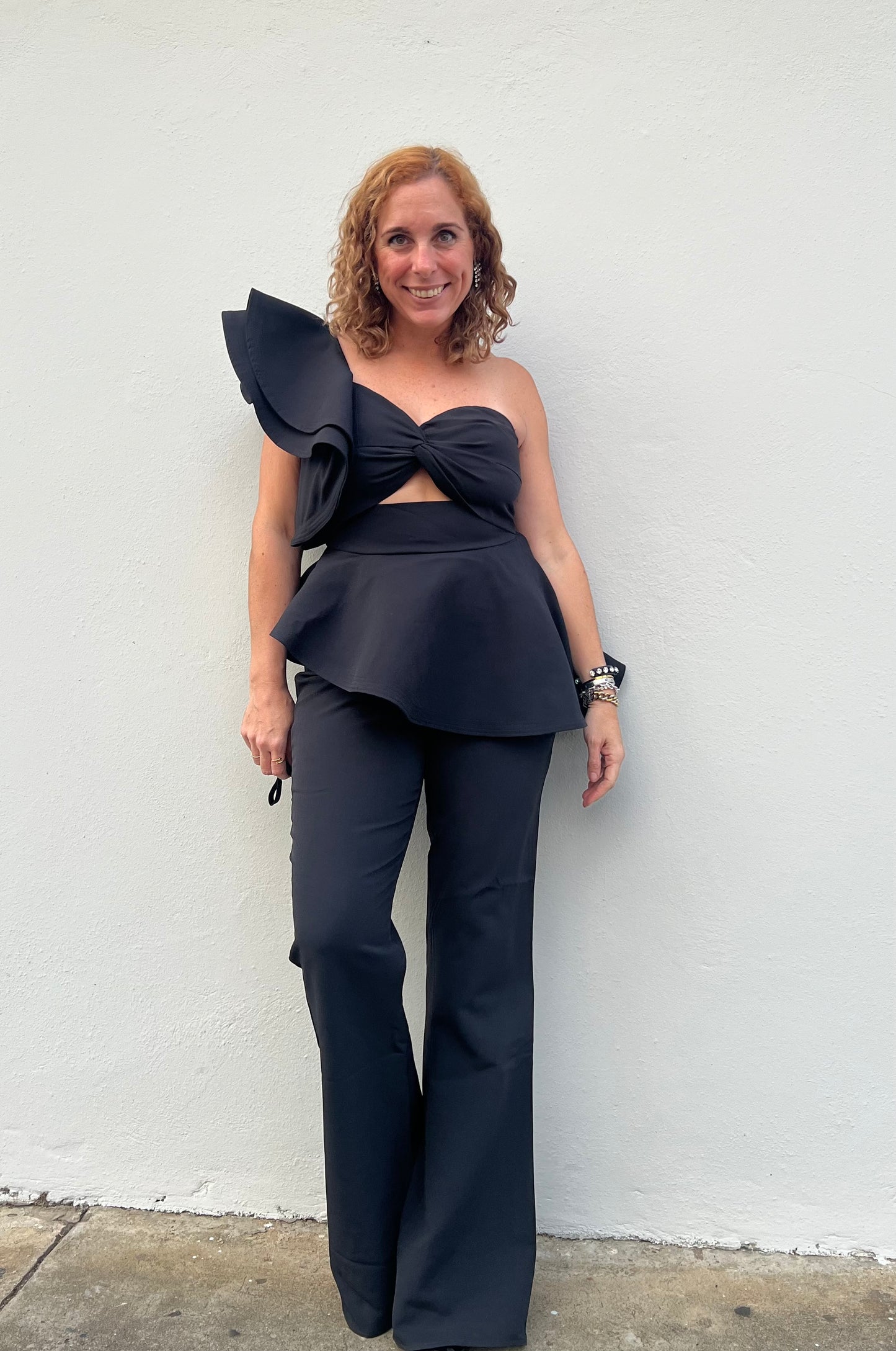 El negro jumpsuit