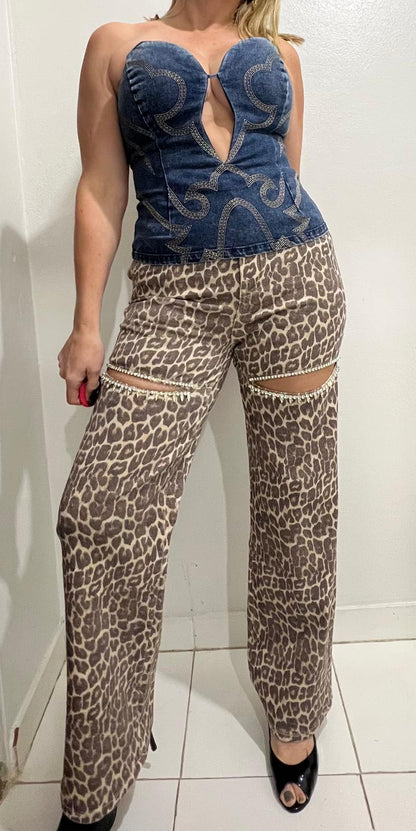 Leopard rhinestone cutout jean