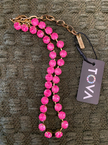 TOVA Oakland Necklace in Fuchsia