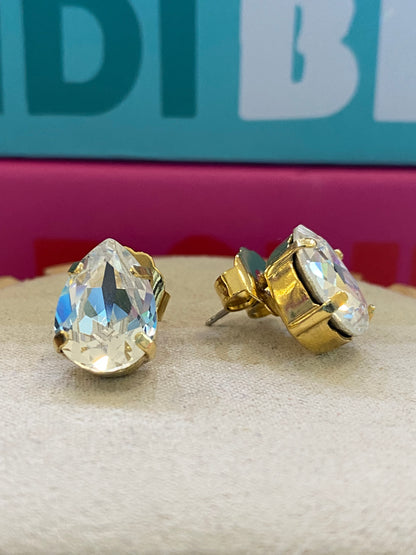TOVA Lumi Studs in Clear