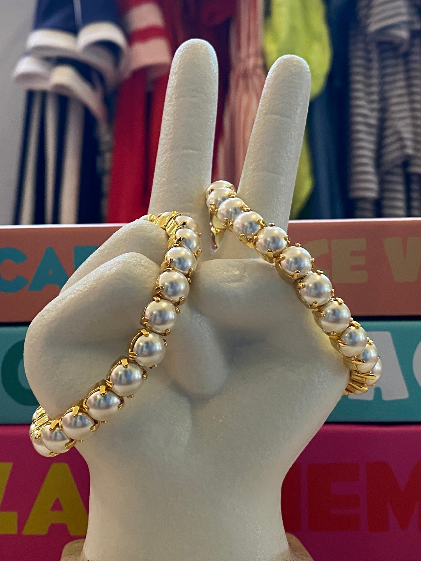 TOVA Oakland Stretch Bracelet in Pearls