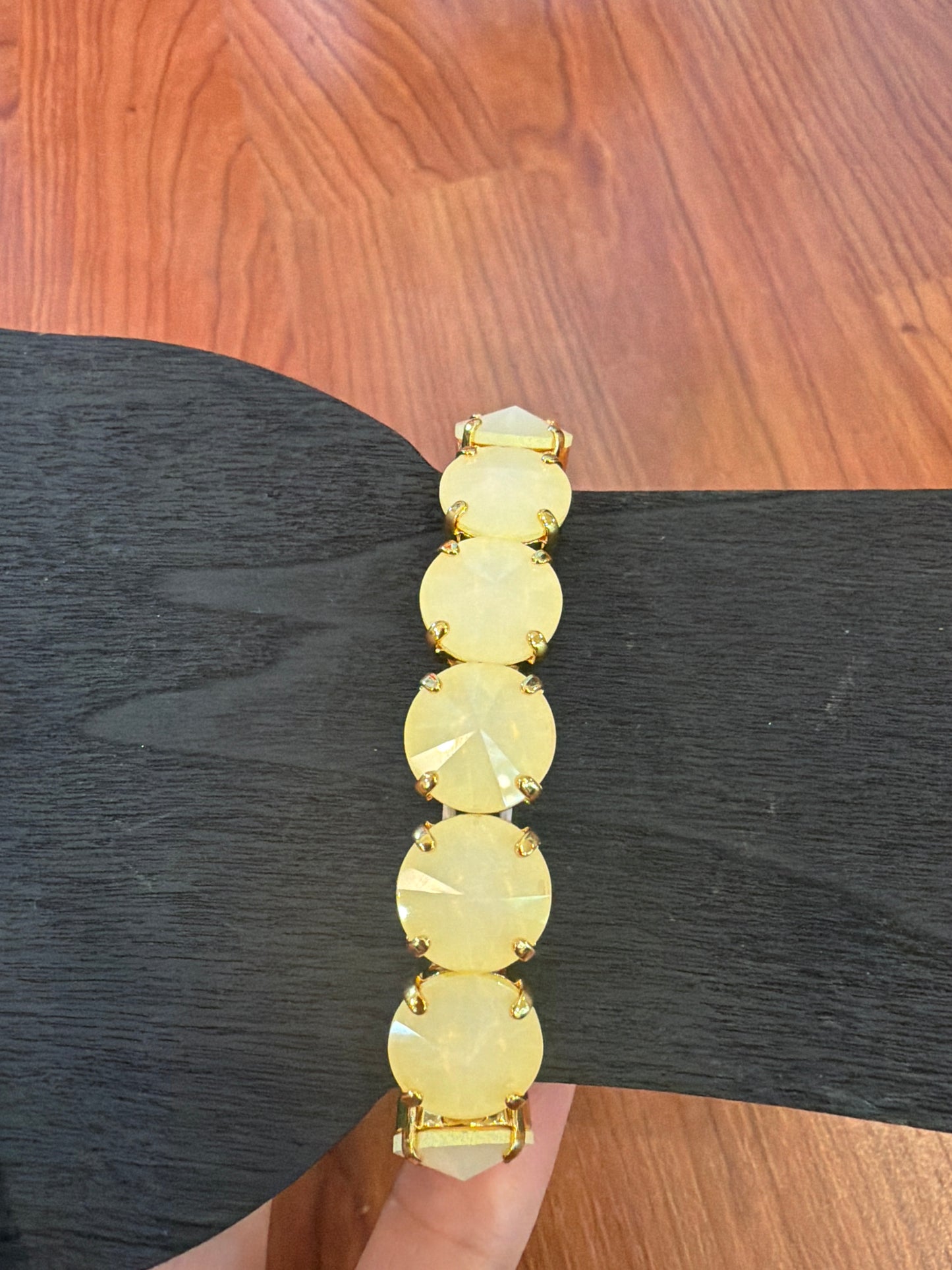 Tova elastic big bracelet