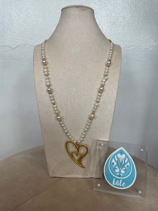 Heart Pearls Necklace