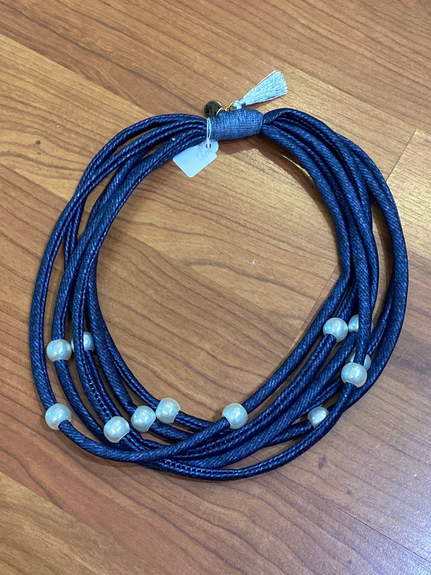 Flecos Cortos Demin Beaded