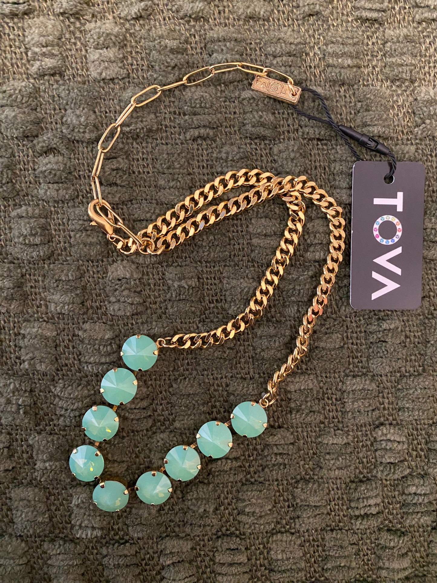 TOVA Mini Sofía Necklace Custom Mint