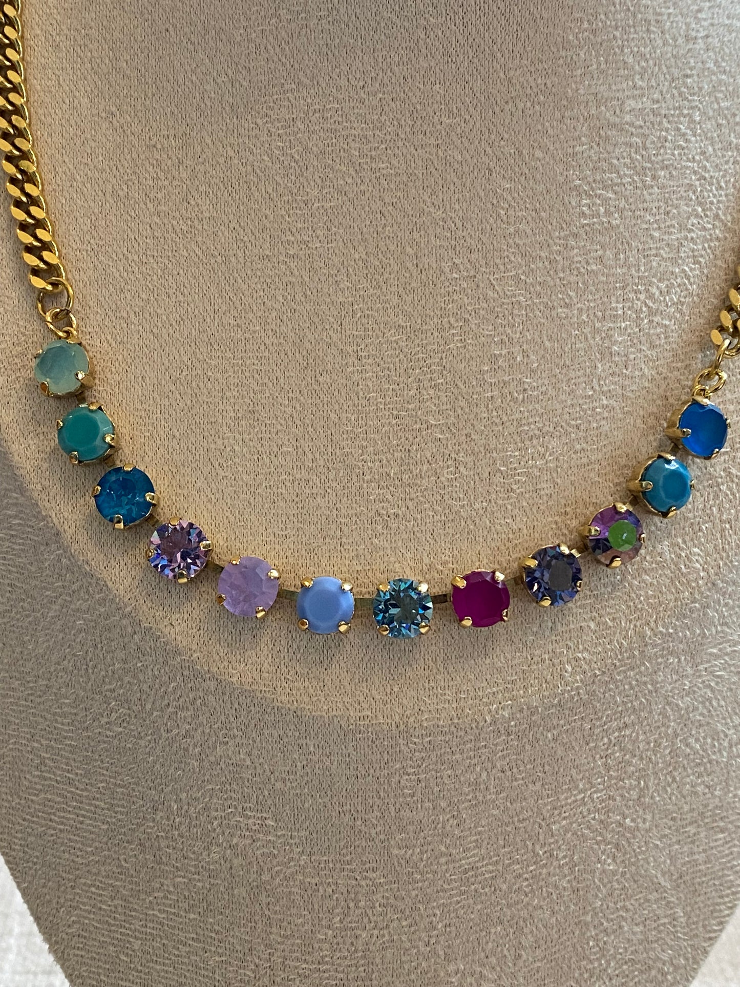 TOVA Mini Oakland Necklace in Prarie Fairy