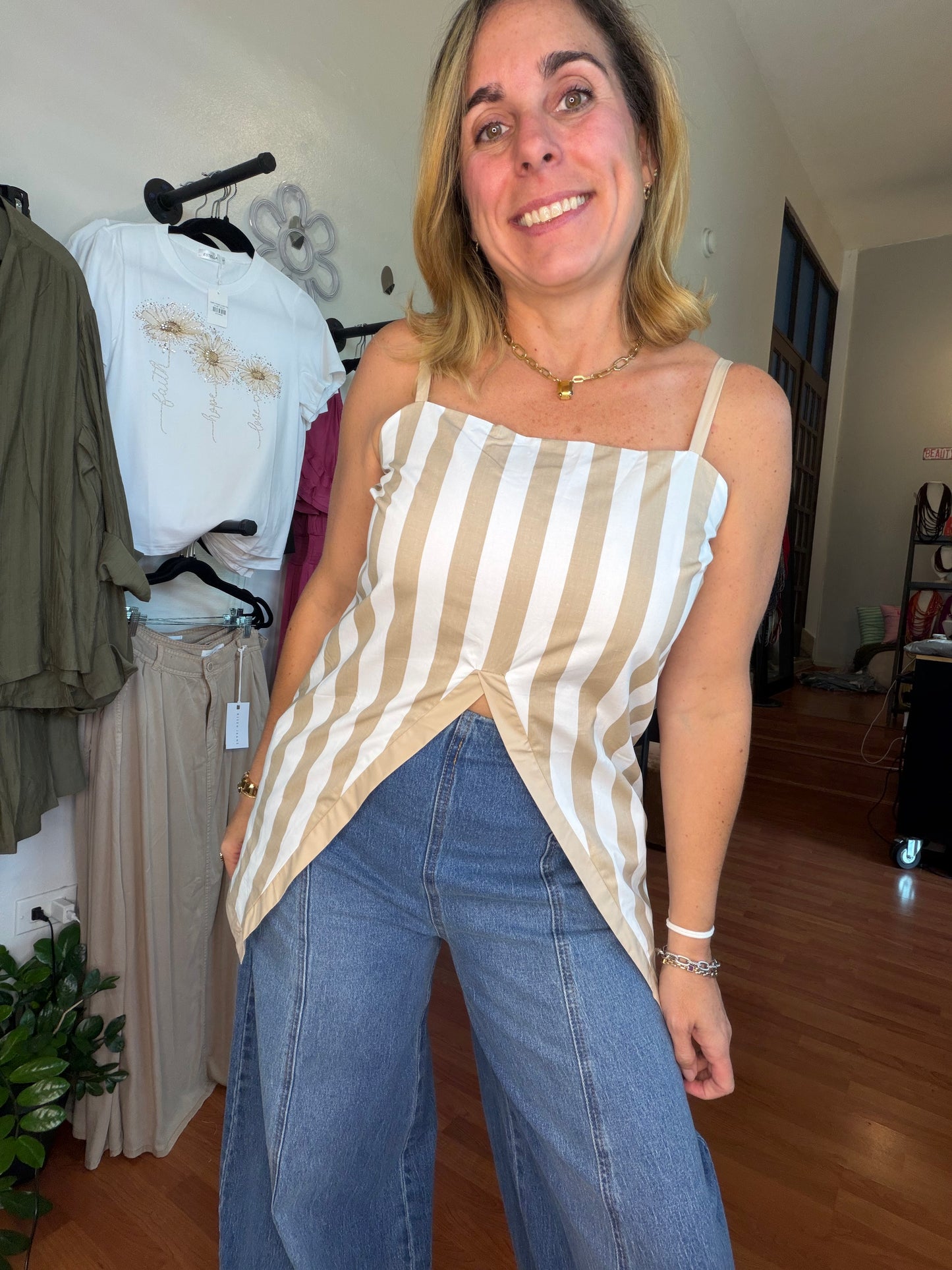 Sand Lines Top