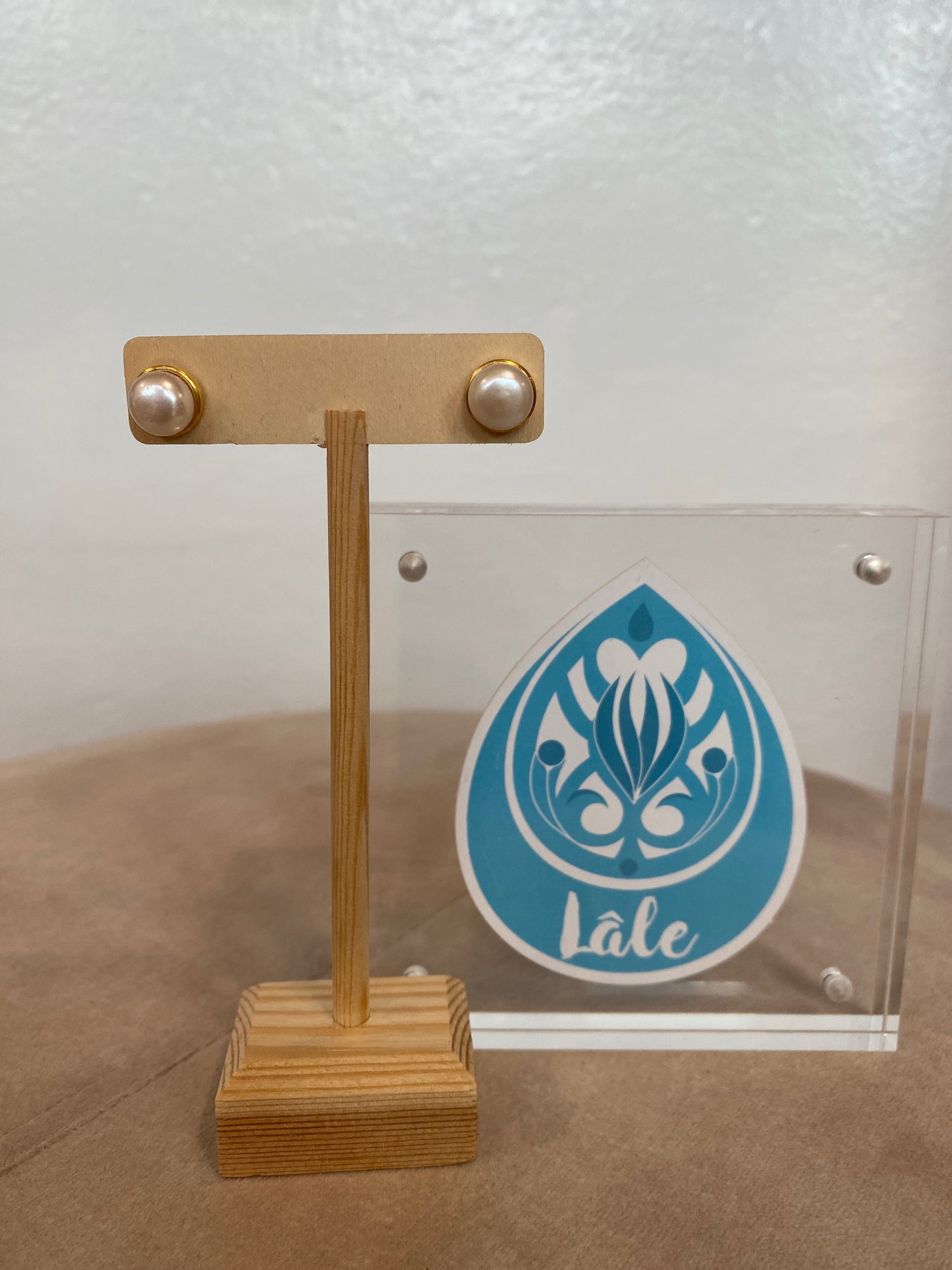 Pearls in Gold Studs