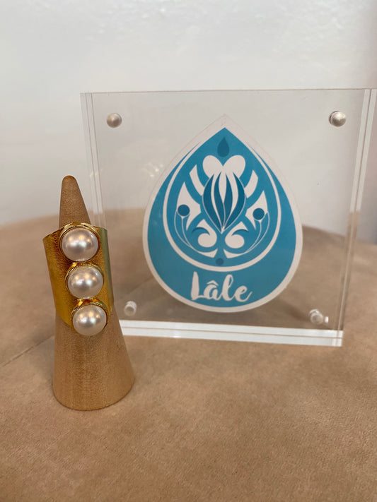 3 Pearls Ring