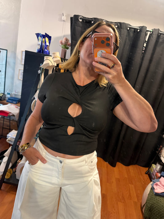 Pati Black Top