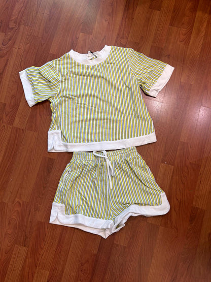Yellow and green set