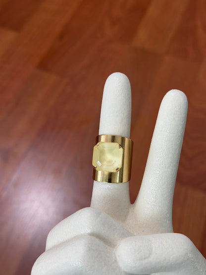 TOVA Nikki Ring in Ultra Canary