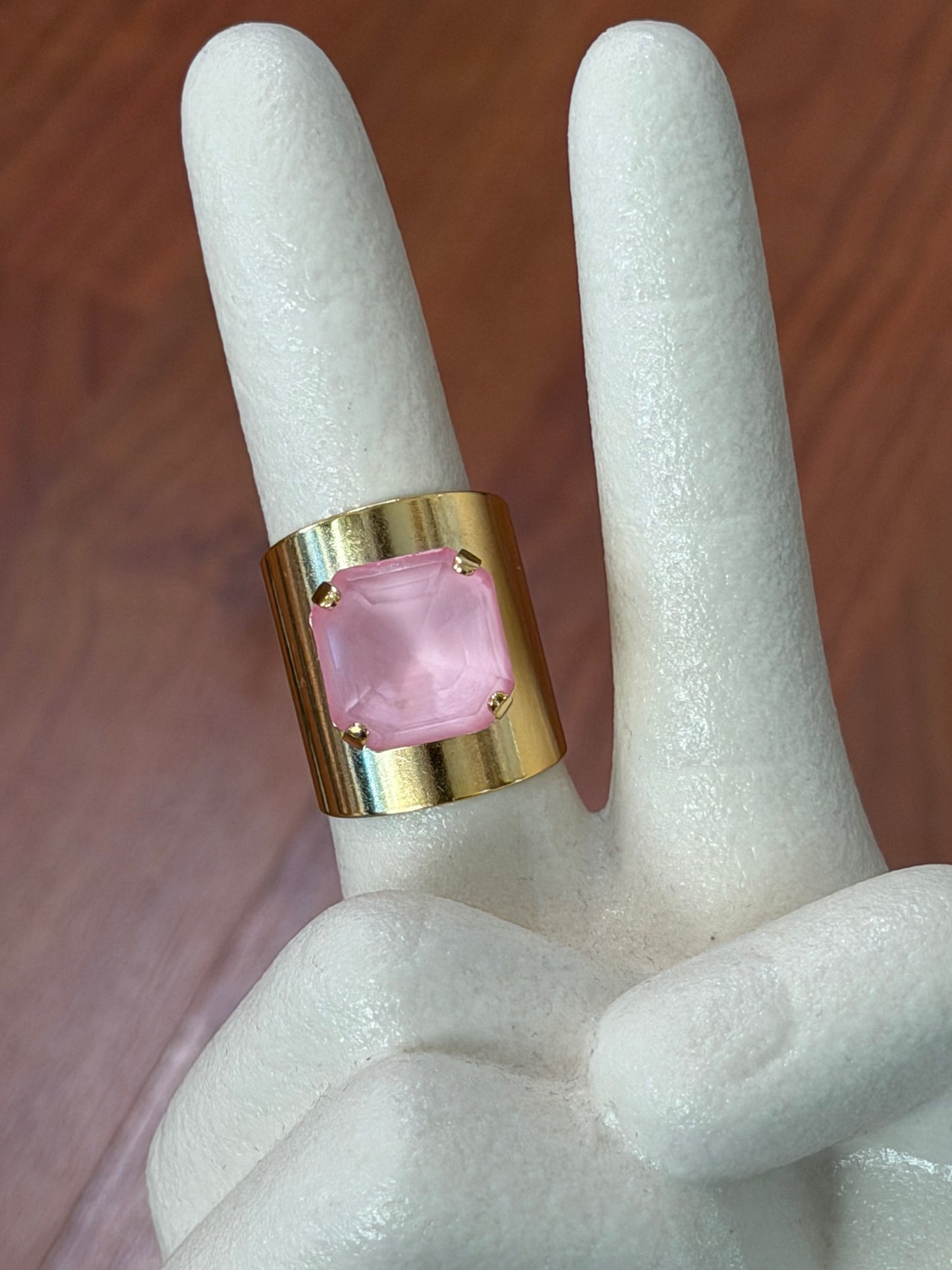 TOVA Nikki Ring in Petal Pink