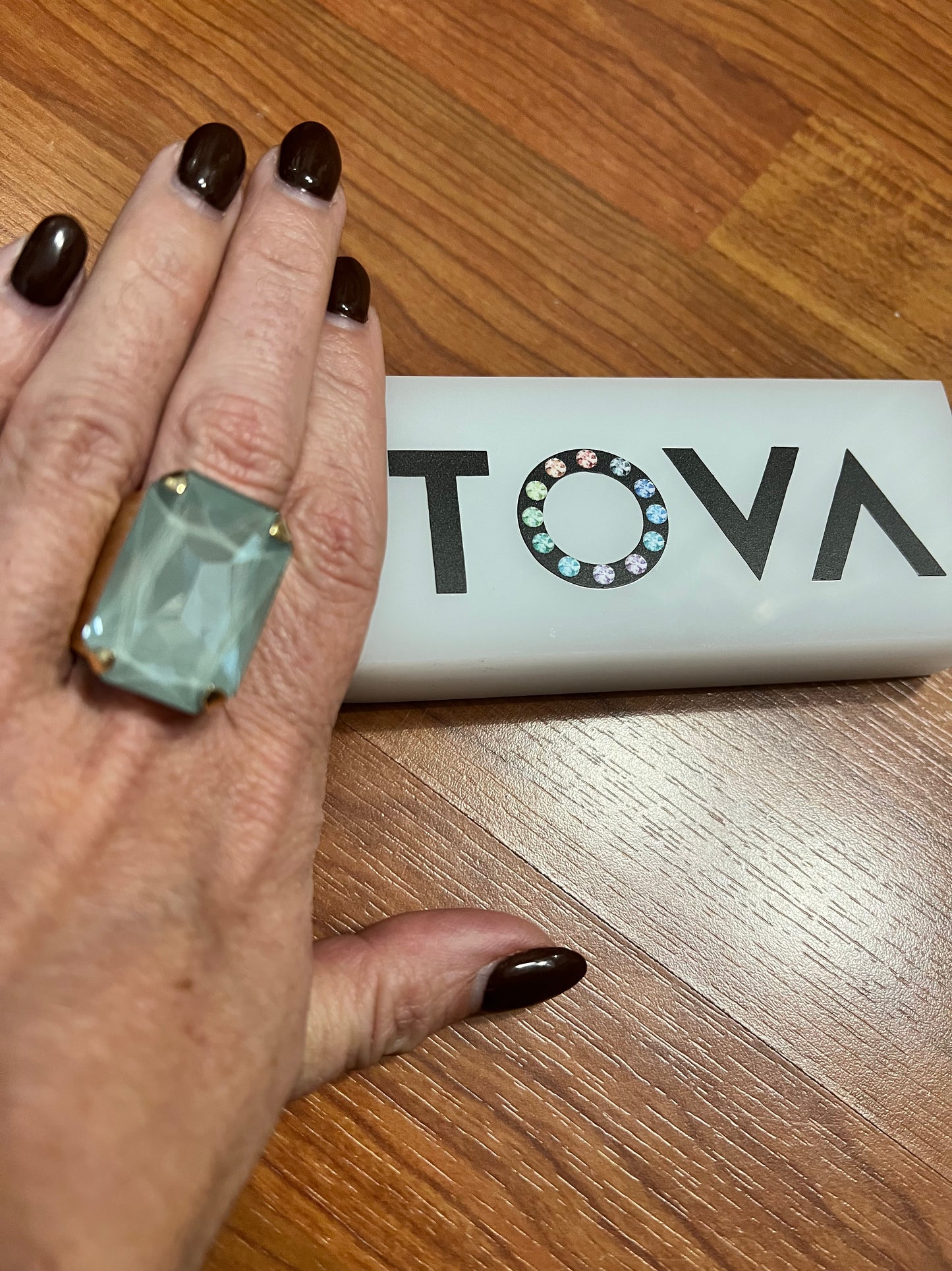 Tova agig ring