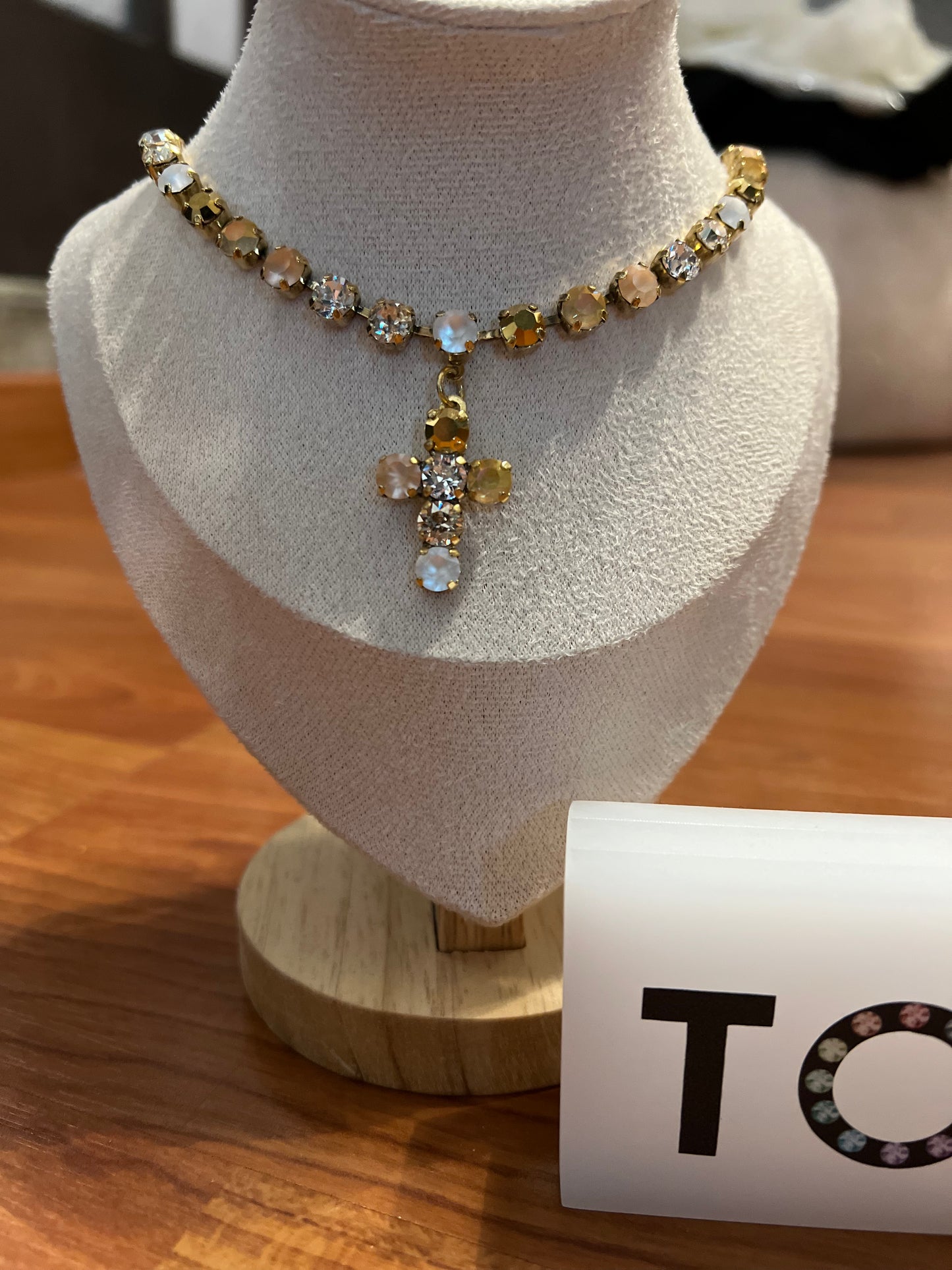 Tova baby glam cross