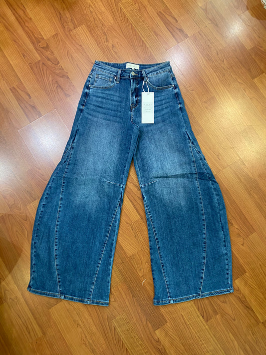 Lorna Barrel Jeans